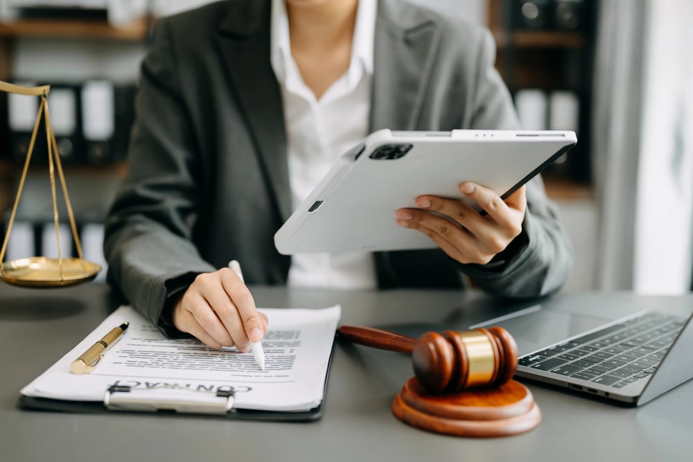 Contract Drafting And Review Lawyer Winter Park, FL